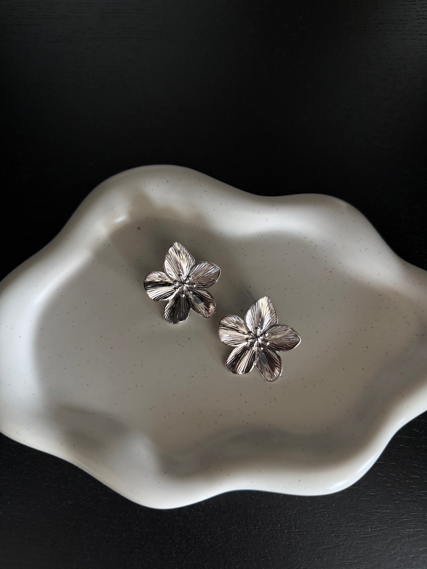 Flower earrings silver