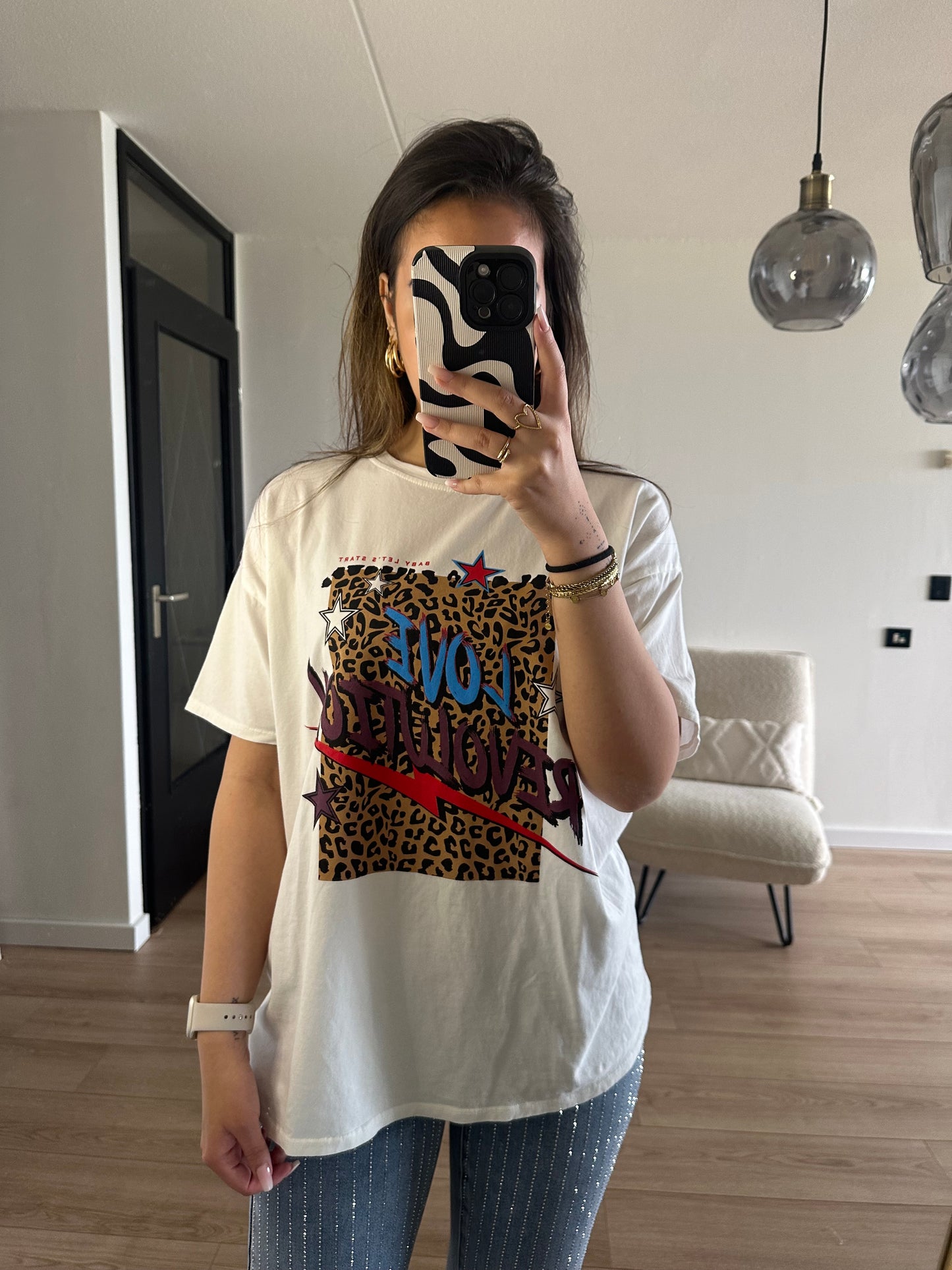 Love revolution tee