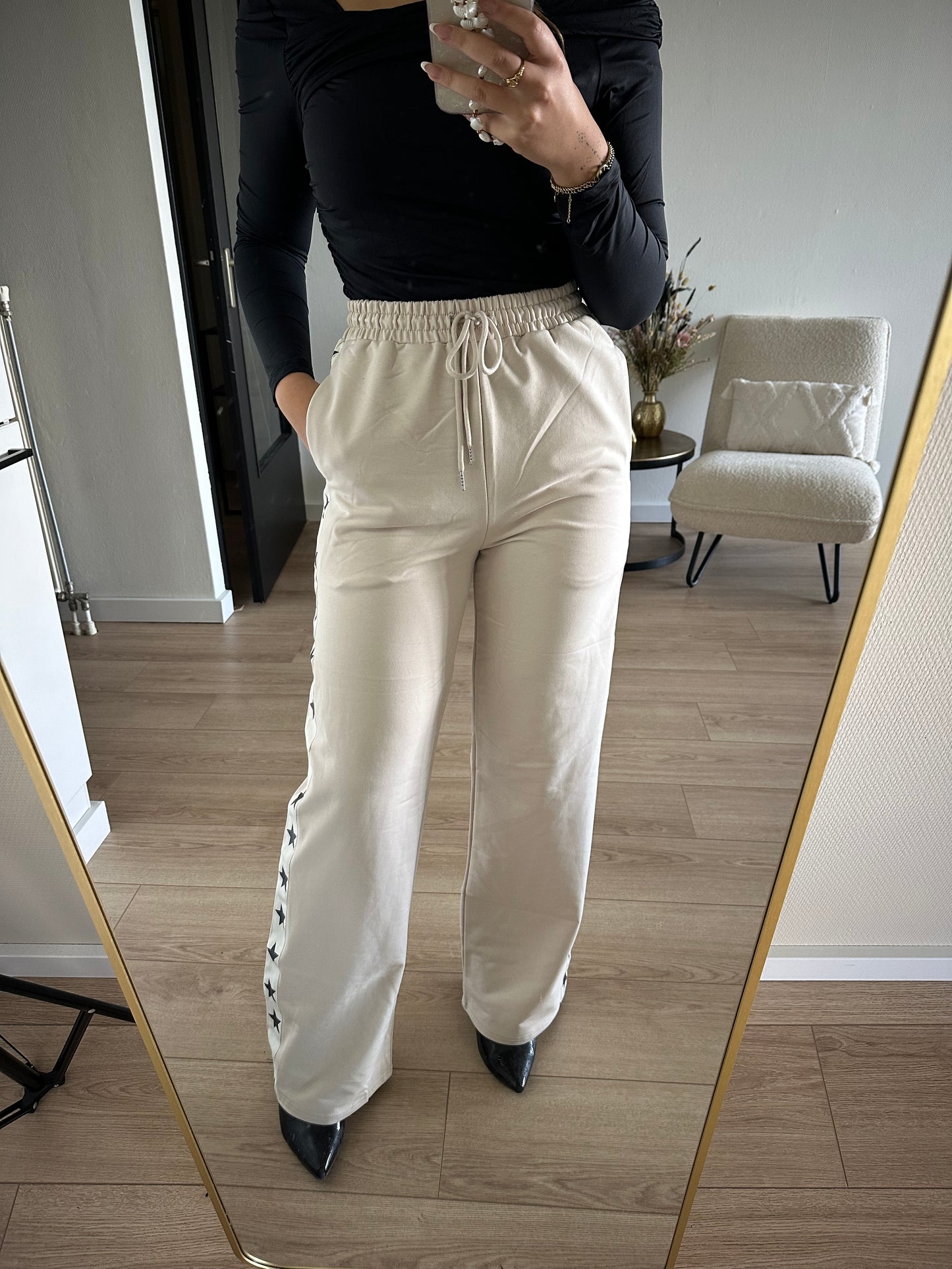 Star pants beige